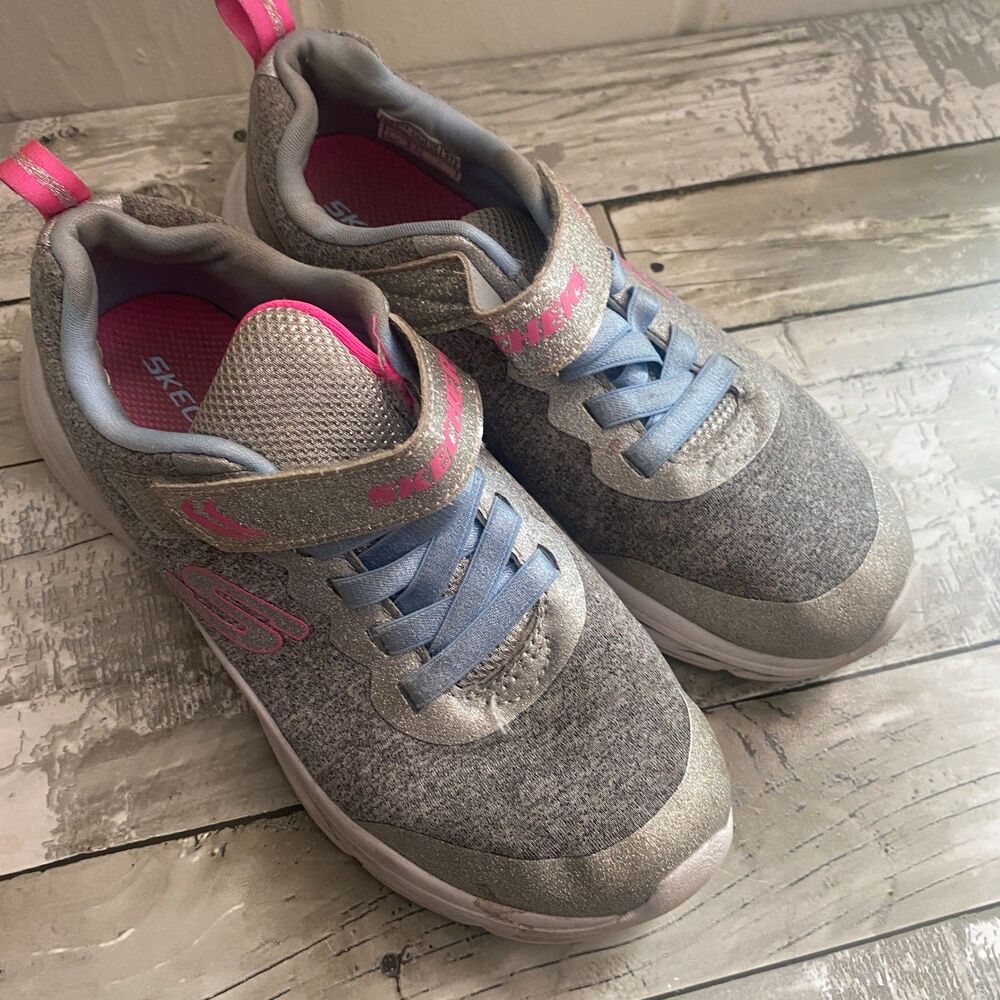 Skechers girl's gray sneakers 2